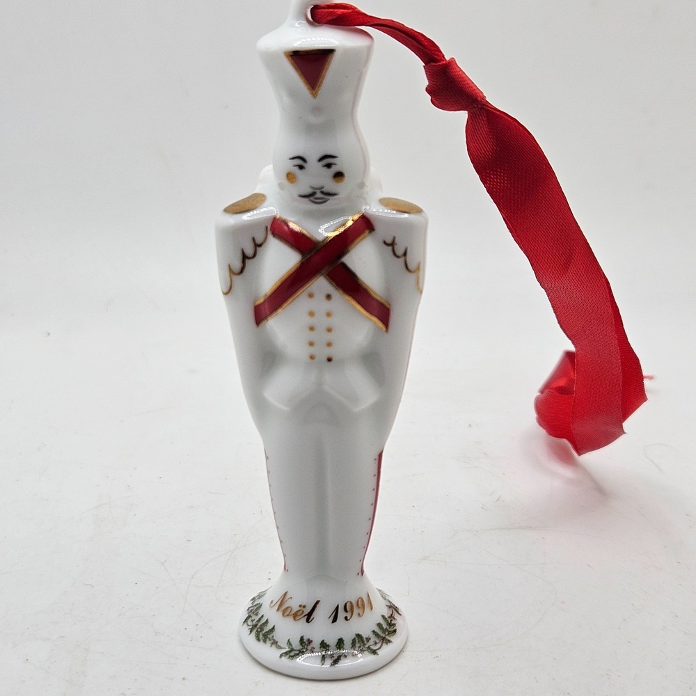 VTG Bernardaud Limoges France Noel 1991 Nutcracker Soldier Porcelain Ornament